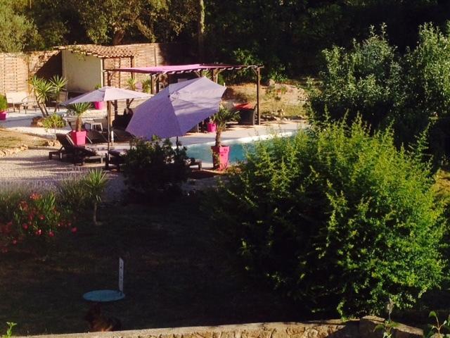 La Bastide De L'Issole Appartement Besse-sur-Issole Kamer foto