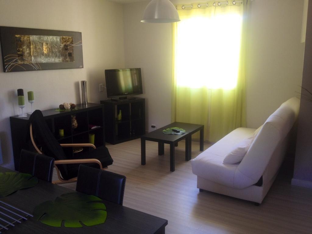 La Bastide De L'Issole Appartement Besse-sur-Issole Kamer foto